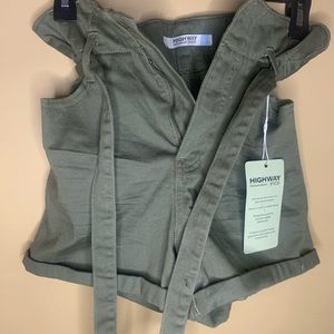 Olive green cargo like shorts size 9